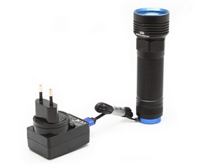  Olight R50 Pro Seeker   XHP70