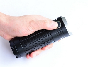  Olight SR Mini II Intimidator